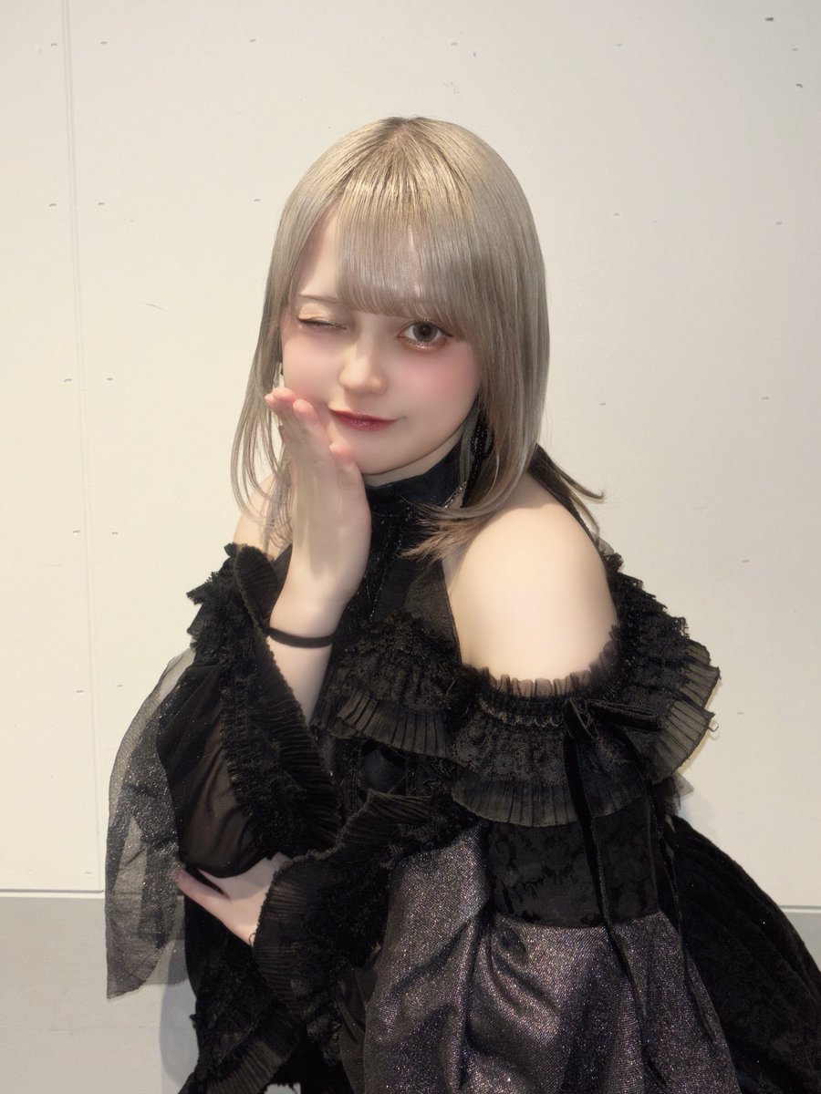 ( •ω-  )🌟