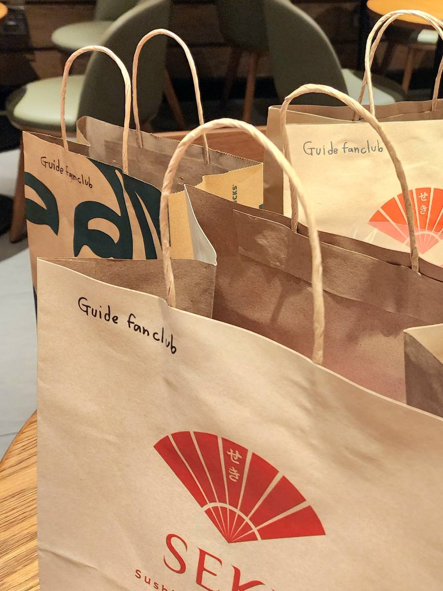 GuideOfficialFC's tweet image. Food Support ไกด์ สำหรับงาน #KnockOutPremiereNight

เมนูวันนี้ 🍽

- Sushi mega set
- Wagyu Yakiniku Don
- Salmon Omakase set
- Brownie set
- Macarons
- Iced Chocolate
- Iced Americano

ทานให้อร่อยนะครับ วันนี้สู้ ๆ น้า พวกเราชาว #Guidebackpack ขออวยพรให้ซีรีส์ประสบความสำเร็จ…