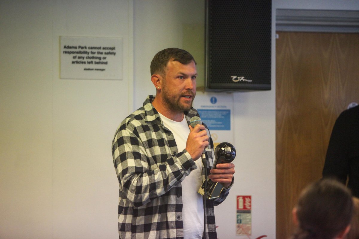 Charlie Lauri tweet media