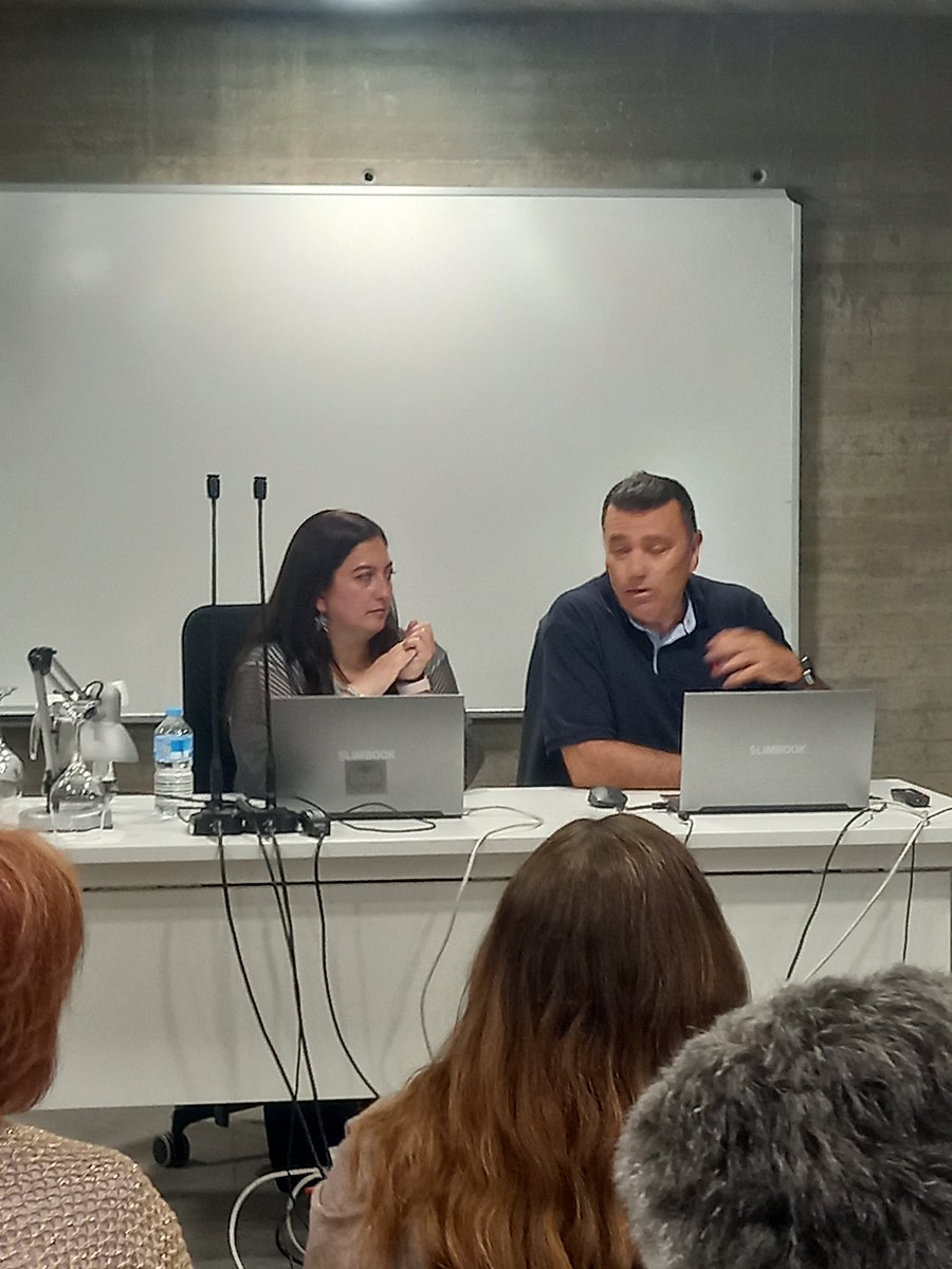 cepcordoba's tweet image. Continuamos la JORNADA PROVINCIAL DE LA RED ASESORA en @C3A_Andalucia  con la ponencia LA ASESOR-IA a cargo de @algobar y @MaiteAcisclos sobre la aplicación  de la IA a la gestión de la labor asesora
@ceppriegomonti @ceppenarroya