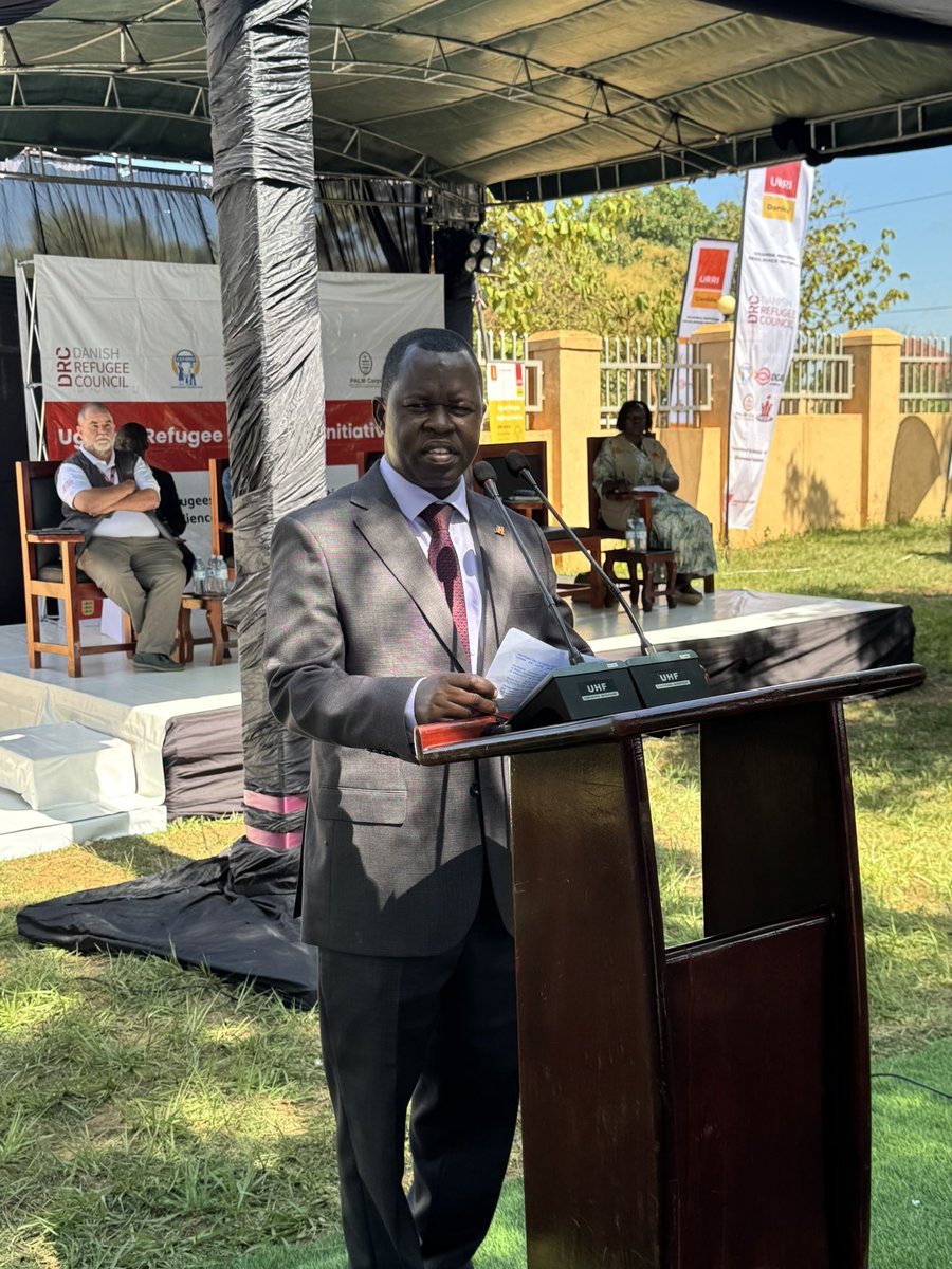 URRI_Danida's tweet image. Today, we’re thrilled to launch #URRI in West Nile!
Led by @drcEA_GL and partners, #URRI strengthens livelihoods & climate resilience in refugee & host communities through climate-smart agriculture, sustainable practices & gender equality