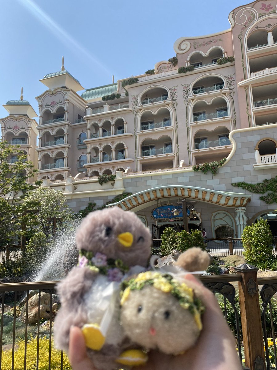 ディズニー連れ回されて疲れている

#ぬいぐるみ　#ぬい活