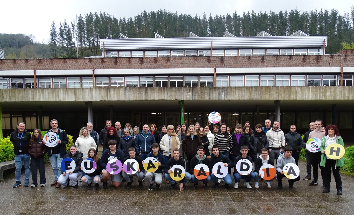 Bat egiten dugu <a href="/euskaraldia/">EUSKARALDIA</a>-rekin!
#ElkarMugituzEgingoDugu
#Ahobizi #Belarriprest