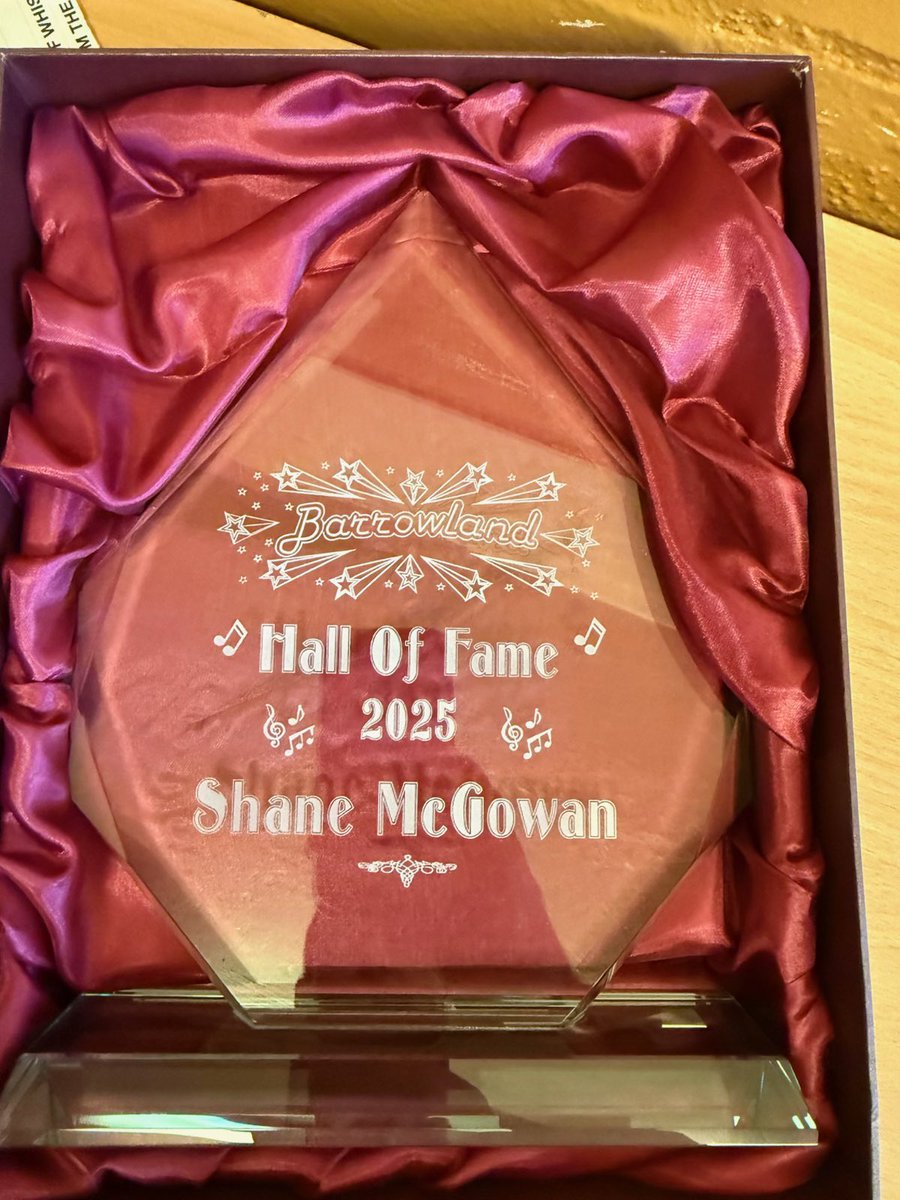 @victoriamary tweet media