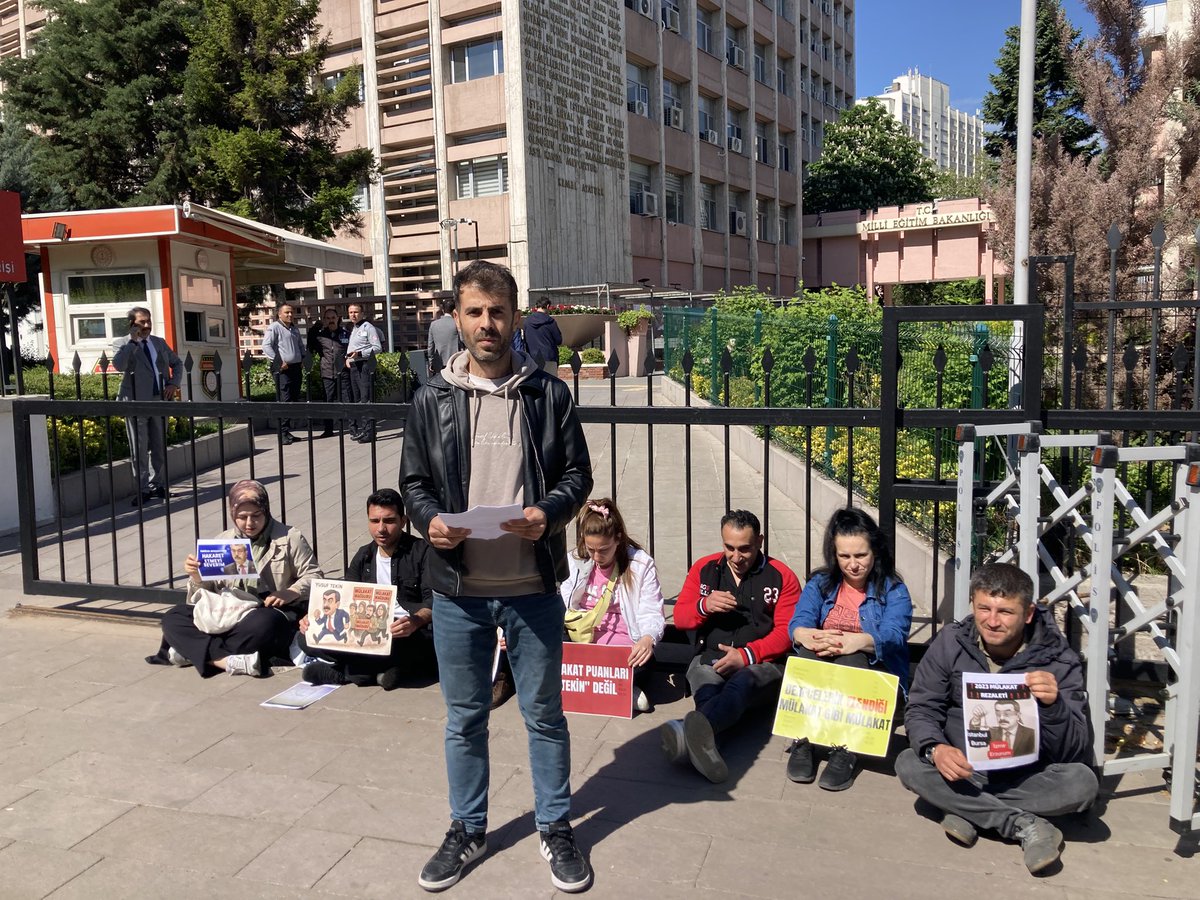 Yusuf Tekin'in adaletsizliği ve inadına karşılık haklılığımızın verdiği inançla onurlu mucadelemizi hakkımızı alana kadar sürdüreceğiz
#Salı #TerösüzTürkiye #Soma Barış Şehit Lozan Türk Milleti Devlet Bahçeli Serv
#MülakatZulmünde191Gün