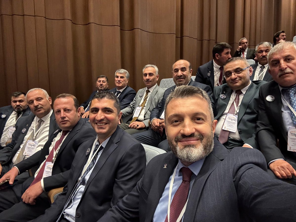 yesilyurtak44's tweet photo. "Bu Senin Hikayen!" 

AK Parti @genelmerkezarge ve Eğitim Başkanlığımız ile @AKGMTeskilat Başkanlığımızın düzenlediği "Teşkilat Akademisi Liderlik Okulu" programımıza İlçe Başkanımız @ramazanyaylaci katılım sağladı. 

Eğitim programımız teşkilatımız için hayırlara vesile olsun. https://t.co/Hq8Qls6bkK