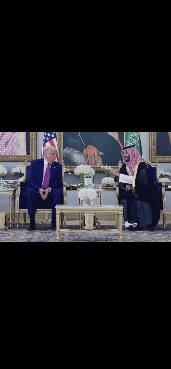 قيادة شابة برؤية طموحة تُحدث تحولات كبرى ، وتُدير الملفات المعقدة بثبات وحكمة.