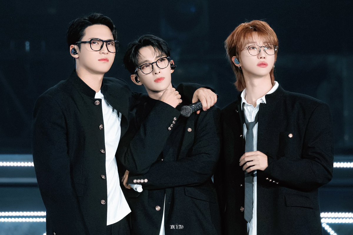 Dueto0218's tweet photo. 😎97z～

#도겸 #이석민 #ドギョム
#민규 #MINGYU #ミンギュ
#디에잇 #THE8 #ミンハオ
#세븐틴 #SEVENTEEN
@pledis_17 https://t.co/zpckRhjb2y
