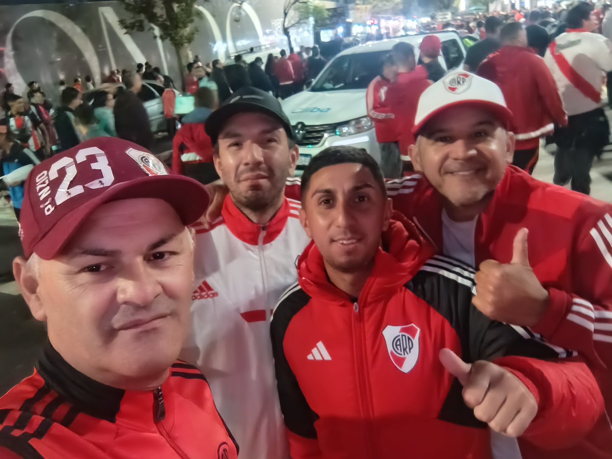 sanchezwalt's tweet photo. https://t.co/UE8nikqROu