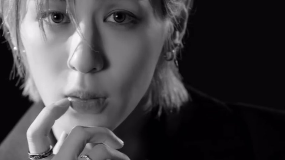 ☁️ tweet media