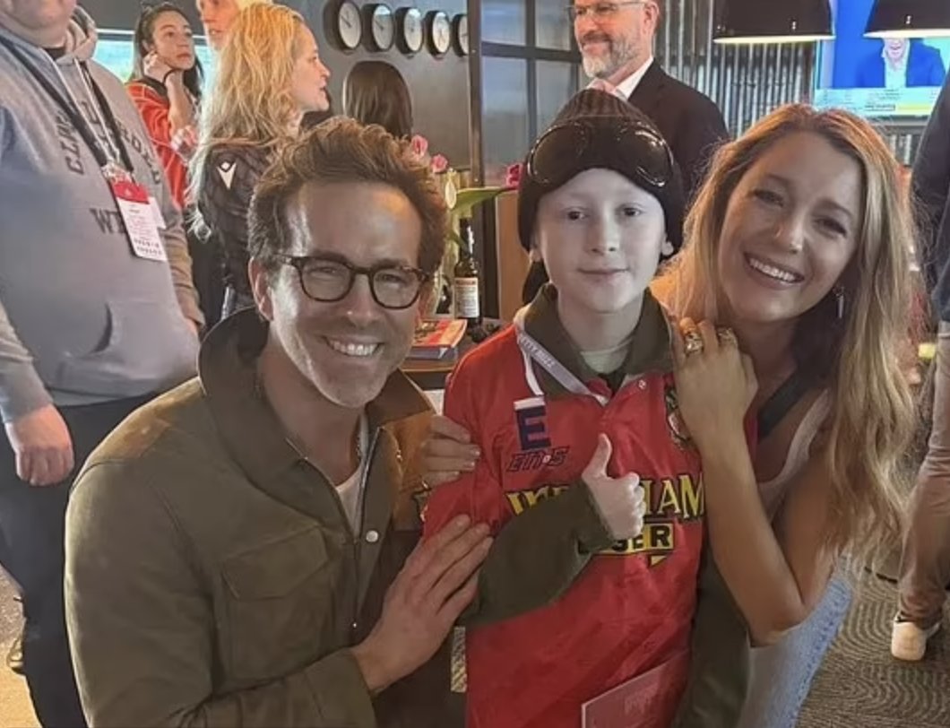 JustGiving (@justgiving) on Twitter photo #Wrexham co-owners Ryan Reynolds and Rob McElhenney have surprised a local fundraiser...
Catherine is taking on a skydive for <a href="/YLvsCancer/">Young Lives vs Cancer</a> in honour of 12-year-old Wrexham fan Archie, who is battling the disease.
Thanks to a generous £5,000 donation from the famous actors, she #Wrexham co-owners Ryan Reynolds and Rob McElhenney have surprised a local fundraiser...
Catherine is taking on a skydive for <a href="/YLvsCancer/">Young Lives vs Cancer</a> in honour of 12-year-old Wrexham fan Archie, who is battling the disease.
Thanks to a generous £5,000 donation from the famous actors, she