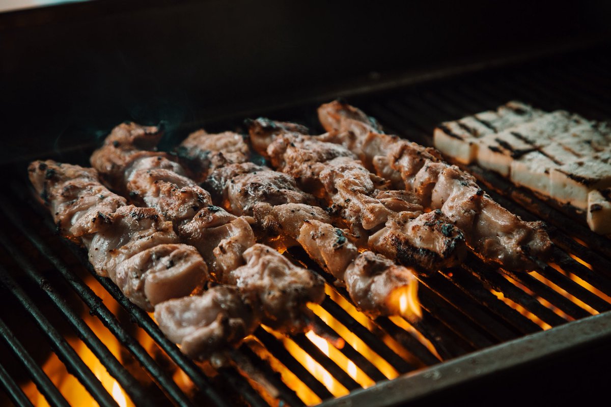 thegrillingreek's tweet image. This week: 
@KERB_ 
Wed- CowCrossYards  
Thurs- @LondonGherkin 
Sat- @HerbertHallWine 
Sun- @VictoriaParkMk 
#opah #souvlaki #greekfood #streetfood #fetachips #halloumi #londonfoodie #greekvibes #londoneats