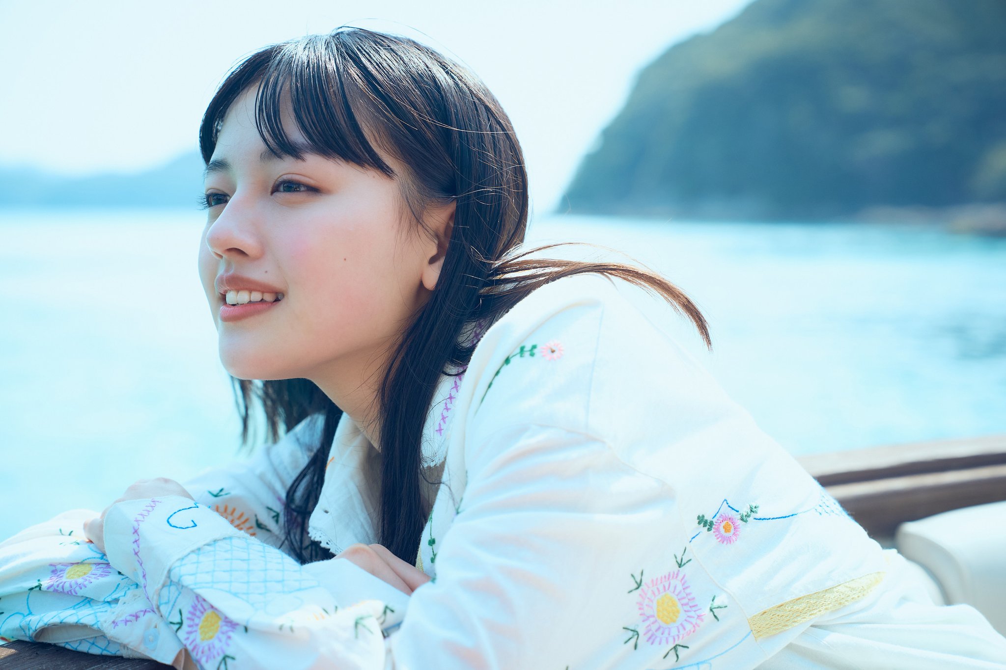 美月　上坂樹里　サイン色紙 WORKS］上坂樹里「上坂樹里1st写真集」@juri_kosaka 2025年7月14
