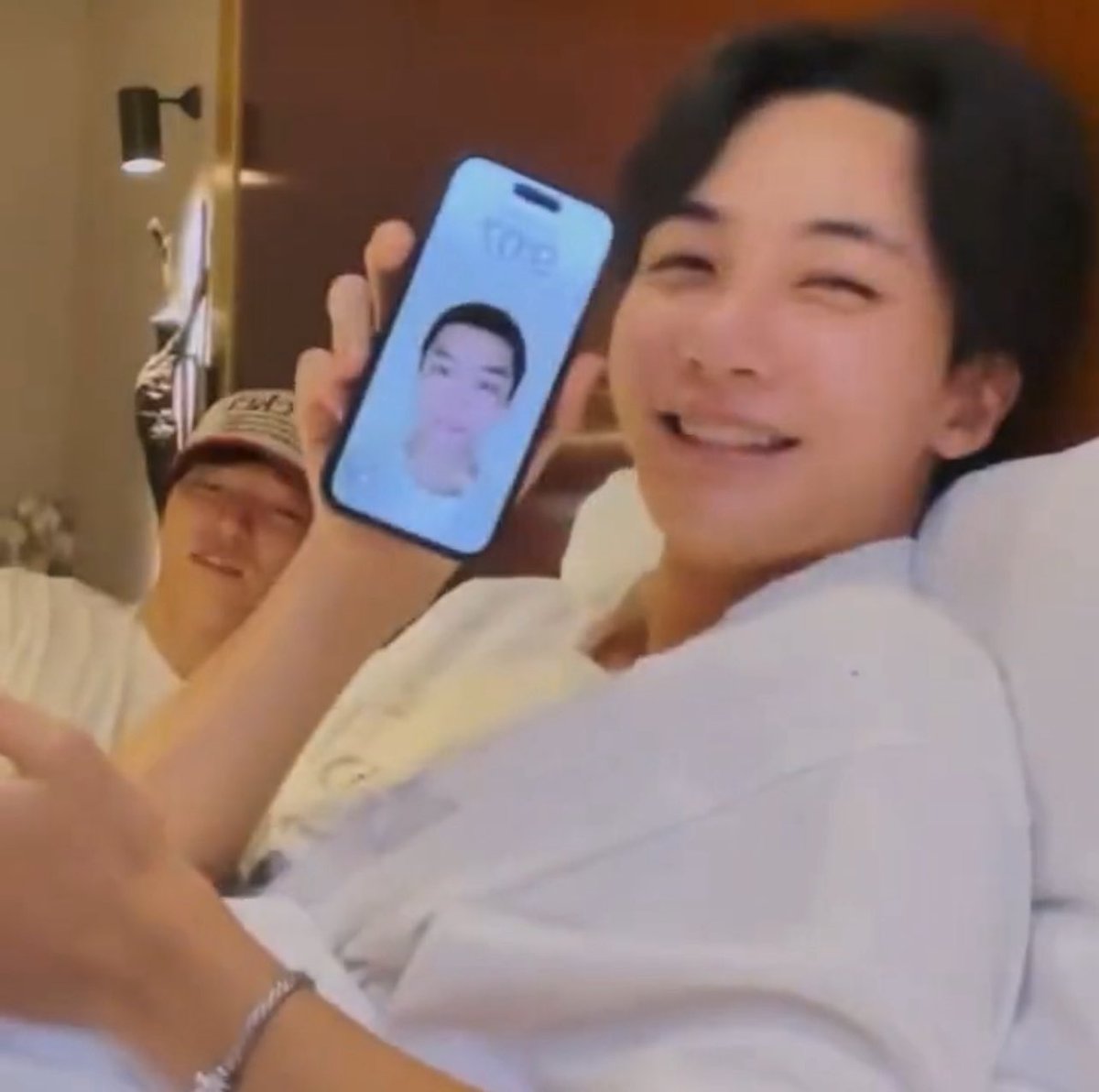 하니행뵹 tweet media