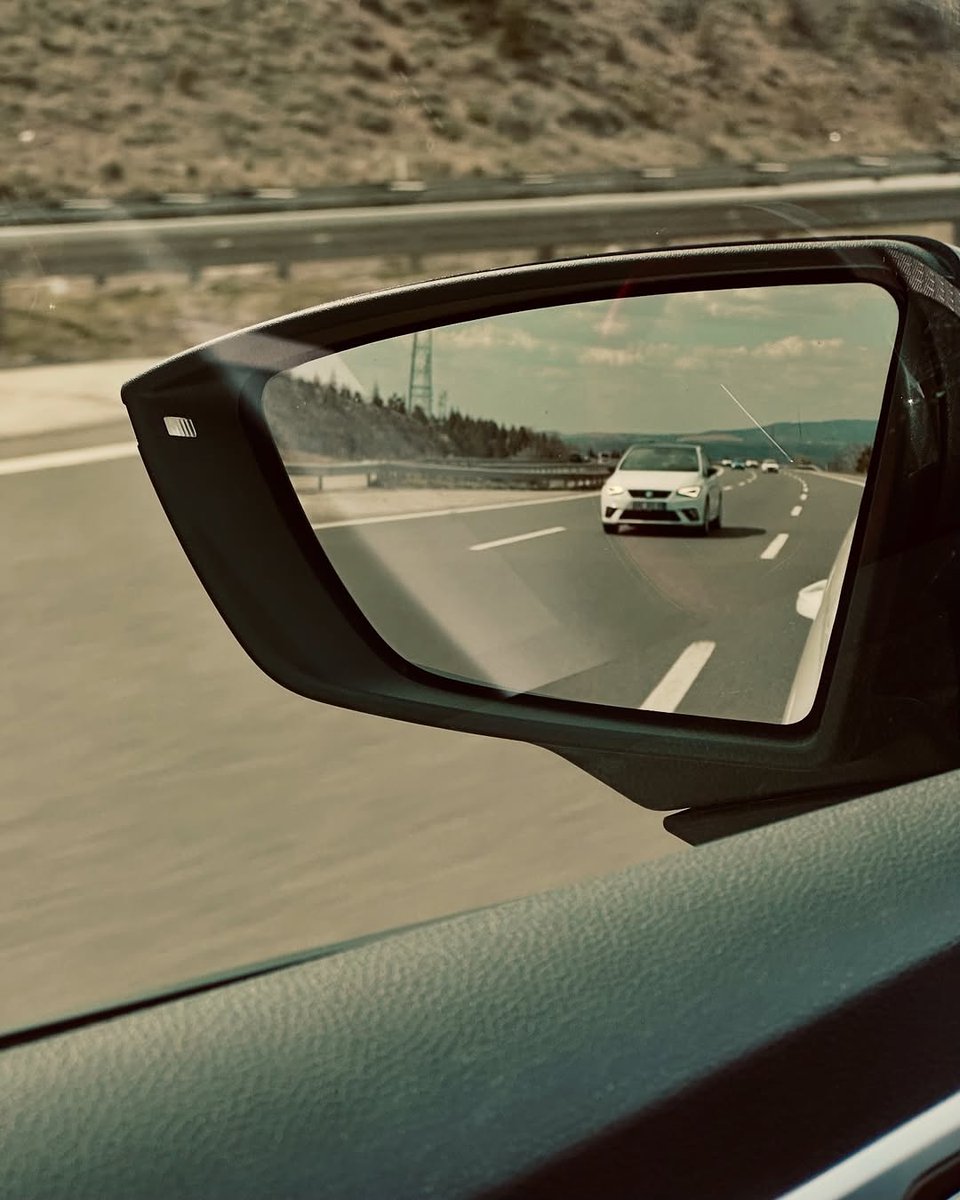 The reflection says it all with the sleek, sharp SEAT Ibiza. 

#SEAT #SEATUK