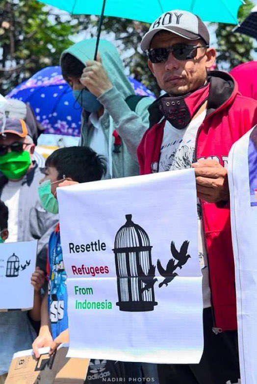 raouf_raoufi's tweet photo. Don’t forget the refugees stranded in Indonesia — they are part of the greater Hazara community.
Hazara children have grown into teenagers and young adults while waiting, but we won’t let them grow old still dreaming of freedom.

#HazaraRefugees #End13YearsInLimbo_Indonesi https://t.co/SZ0WYGwJ8x