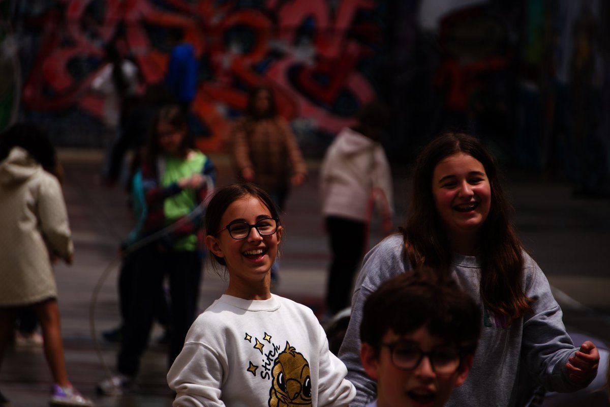 PJ_Santander's tweet photo. Encuentro del Proyecto Samuel y Gente CE de mayo, en torno a la figura del Buen Pastor, que llama a sus ovejas por su nombre y las saca fuera. La Parroquia y el colegio del Barrio Pesquero nos acogieron estupendamente y pasamos un fin de semana genial. https://t.co/sMIjq0m7ul