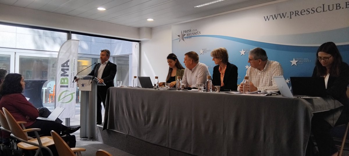 Paula de Vera tweet media