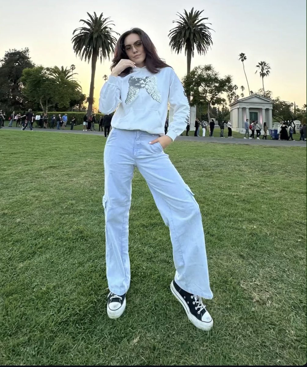 guyiamrandom's tweet image. Waking up everyday is a big blessing 
Have a good morning ☀️🏙️