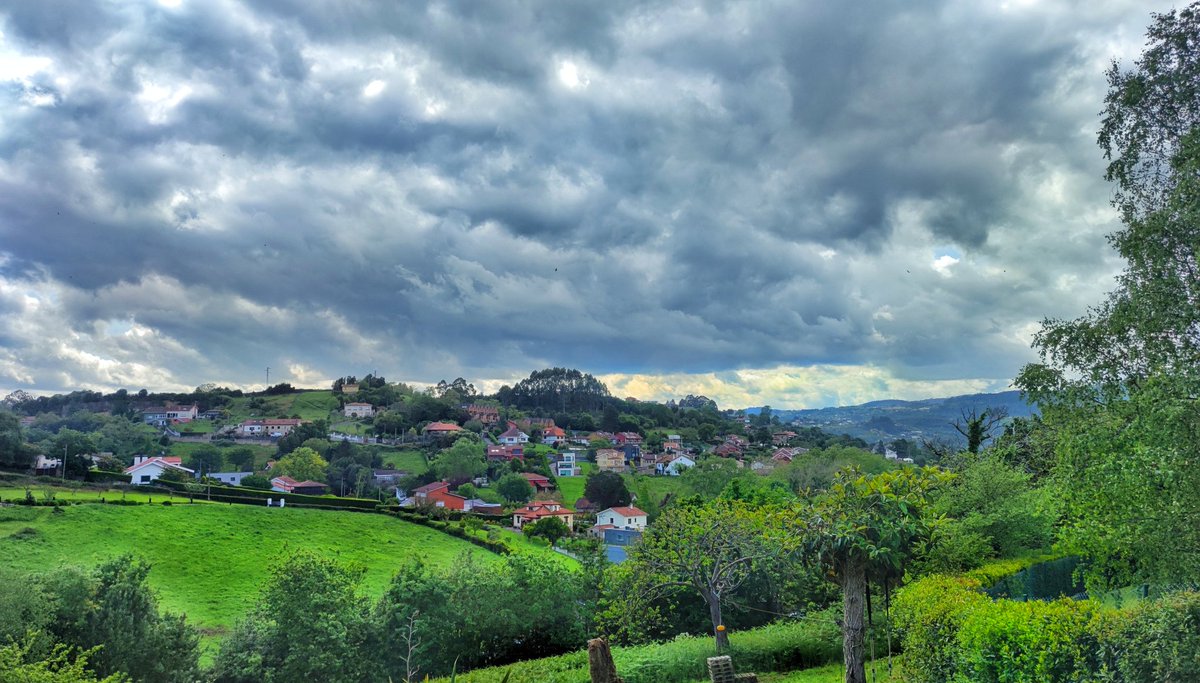 Joaquin Caamaño (@j_caamano) on Twitter photo Mañana sin lluvias y cielos nubosos por Somió.Buena temperatura y con 17°c.
<a href="/AEMET_Asturias/">AEMET_Asturias</a>
<a href="/TurismoAsturias/">TurismoAsturias</a>
<a href="/aquilatierratve/">Aquí la Tierra</a> Mañana sin lluvias y cielos nubosos por Somió.Buena temperatura y con 17°c.
<a href="/AEMET_Asturias/">AEMET_Asturias</a>
<a href="/TurismoAsturias/">TurismoAsturias</a>
<a href="/aquilatierratve/">Aquí la Tierra</a>