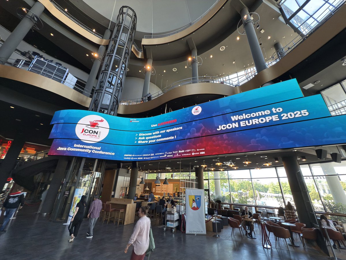 devops_thiago's tweet image. Here we are! #jcon2025 @jcon_conference #java #javacommunity #java30th