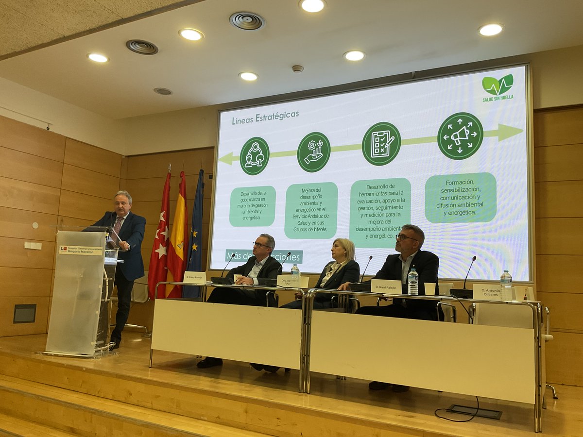 Fundación Signo (@fundacionsigno) on Twitter photo #JornadaGestiónSostenibilidad | Antonio Olivares, subdirector de Servicios y Gestión de Centros del SAS (<a href="/AndaluciaJunta/">Junta de Andalucía</a>), sobre líneas estratégicas en #sostenibilidad.
💬 "Desarrollo #gobernanza, desempeño ambiental, herramientas #evaluación, sensibilización y comunicación". #JornadaGestiónSostenibilidad | Antonio Olivares, subdirector de Servicios y Gestión de Centros del SAS (<a href="/AndaluciaJunta/">Junta de Andalucía</a>), sobre líneas estratégicas en #sostenibilidad.
💬 "Desarrollo #gobernanza, desempeño ambiental, herramientas #evaluación, sensibilización y comunicación".