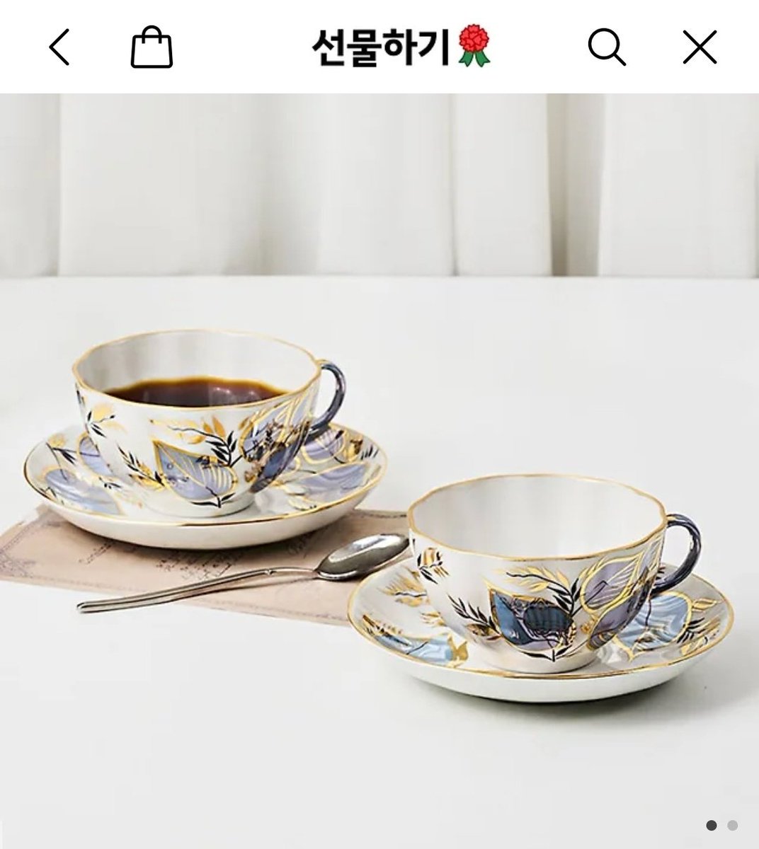 wolhet_93's tweet image. [RT이벤트]
아무튼 로판 맞습니다가 ❤️5월 31일💜에 시즌4로 복귀할 예정이라 홍보 차원에서 rt이벤트를 엽니다^^! 

이 글을 rt해주신 한 분께 로판영애처럼 티타임을 가질 수 있는 🍵찻잔세트🍵를 선물해드리려하니 많은 관심 부탁드려요!

(*첨부 이미지는 표지가 아니라 원고 중 일부입니다!)