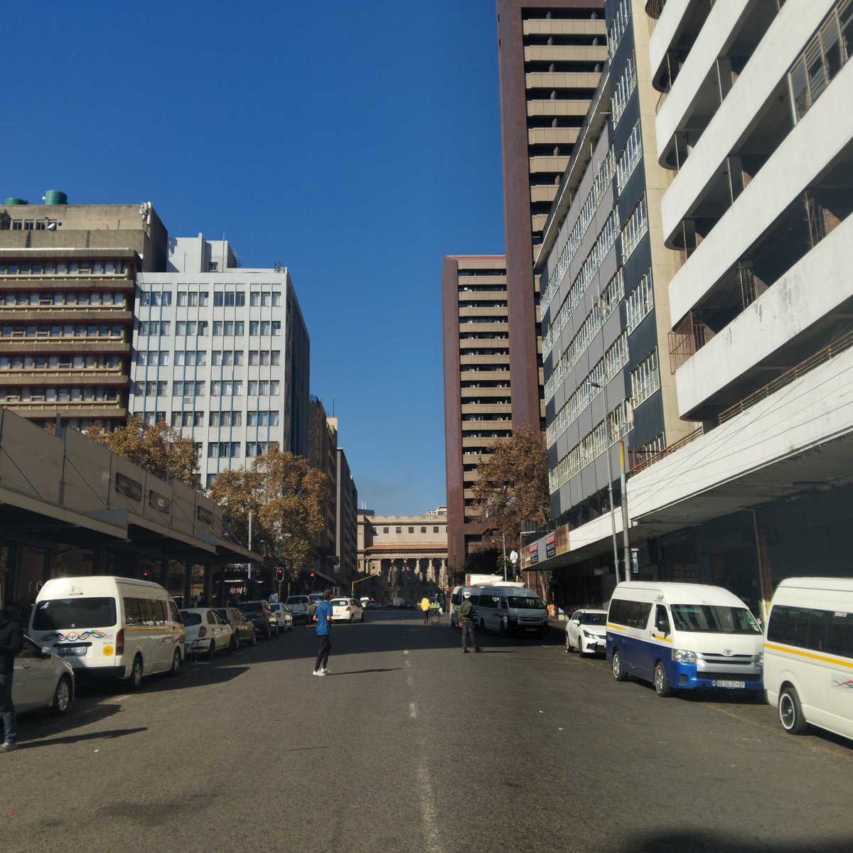 Mogale_Mothale's tweet photo. Took a day off and went to @GautengHealth travel clinic and the service was just EXCELLENT. Made a stop @GP_DHS @CityofJoburgZA to personally invite them to @JhbLiberals #RestoreMyCity talk series in Diepsloot this Saturday. @Lesufi
The inner city looks much better 👏 https://t.co/V6sdobsvhl