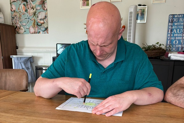 Deel 5 in de serie artikelen over autisme en verstandelijke beperking -&gt; de zoektocht naar een geschikte woon- en werkplek

klik.org/nieuws/nieuws-…