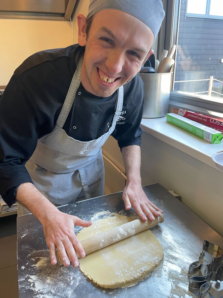 Yummy treats incoming at Berry's Cafe! The catering group spend different amount of times in Berry's Cafe and The Roost giving all the project workers the opportunities to work in different kitchens and develop their confidence serving customers 🤝