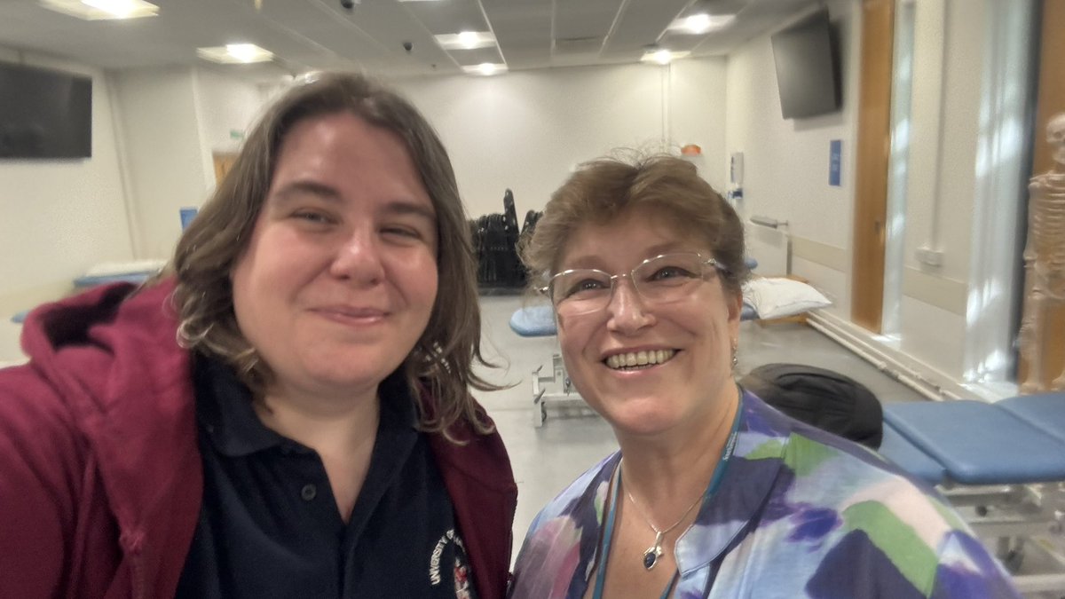 Returning to studies after two years is TOUGH but I’m so grateful to everyone <a href="/unisouthampton/">University of Southampton</a> <a href="/UoSotonPT/">Southampton University Physiotherapy Programme</a> and my fantastic colleagues <a href="/thecspstudents/">CSP Students</a> <a href="/thecsp/">Chartered Society of Physiotherapy (CSP)</a> for all your support. First day back in a practical session and a TMJ soft tissue massage from my shero <a href="/LPhysioprof/">Lisa Roberts physioprof</a> ❤️