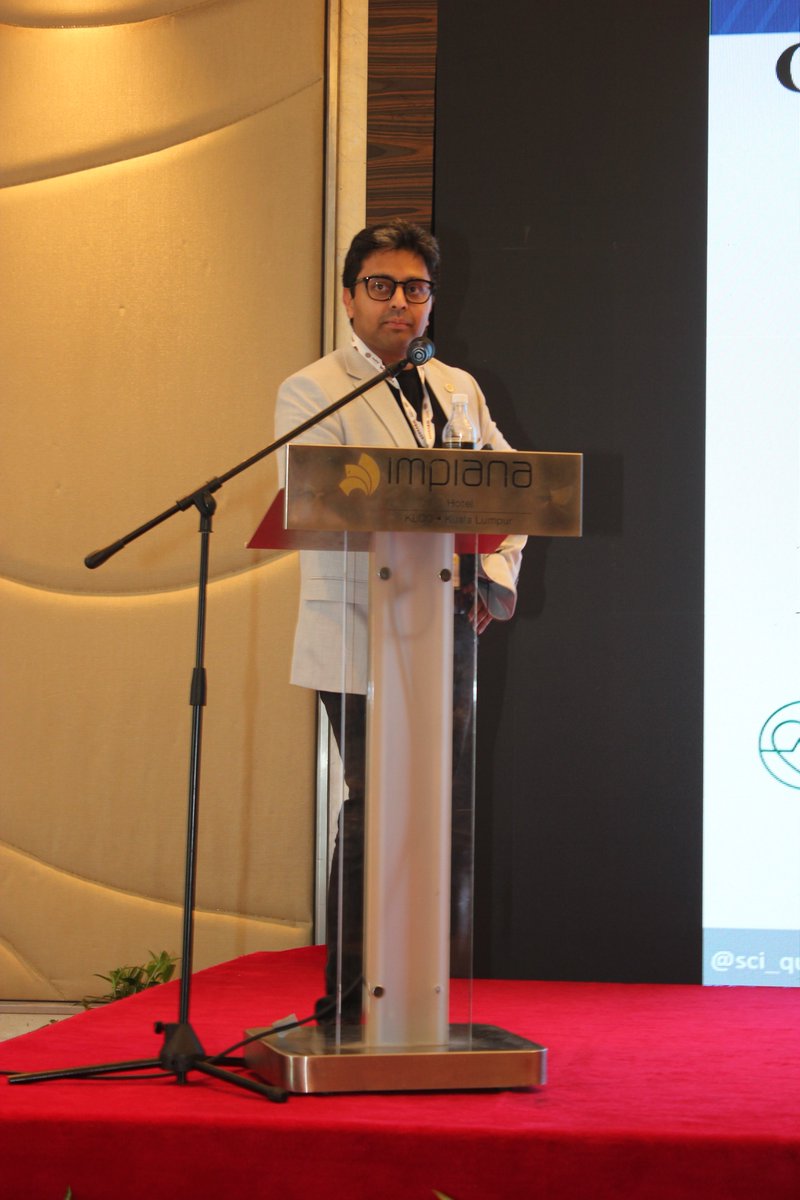WSVirology's tweet image. 🦇 At #WSV2025, hosted by @NibmMalaysia Dr. @sci_questions #VIDO, Canada) captivated the audience with his fascinating talk:
"Canonical Interferon Signaling and Robust GBP1 Antiviral Activity in Bats"
@a_s_abdelmoneim
#Virology #BatImmunity #OneHealth #WSV2025 #NIBM