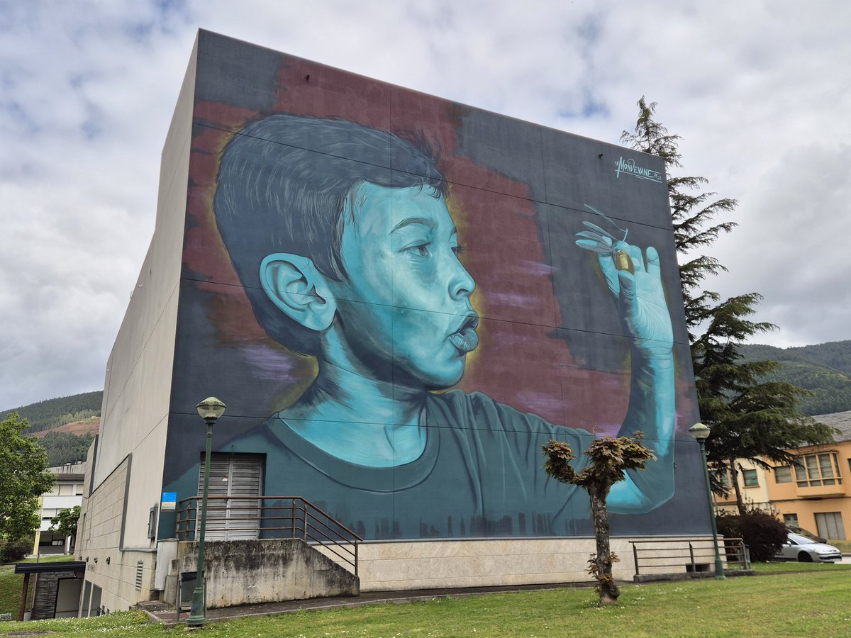 Guido Guía (@guido_guia) on Twitter photo Hoxe por terras de oliveiras! 🫒 Mural de <a href="/mondevane/">Mon Devane</a> en Quiroga, no Xeoparque Montañas do Courel. Visita ao Museo Etnográfico Municipal 🙌 Hoxe por terras de oliveiras! 🫒 Mural de <a href="/mondevane/">Mon Devane</a> en Quiroga, no Xeoparque Montañas do Courel. Visita ao Museo Etnográfico Municipal 🙌