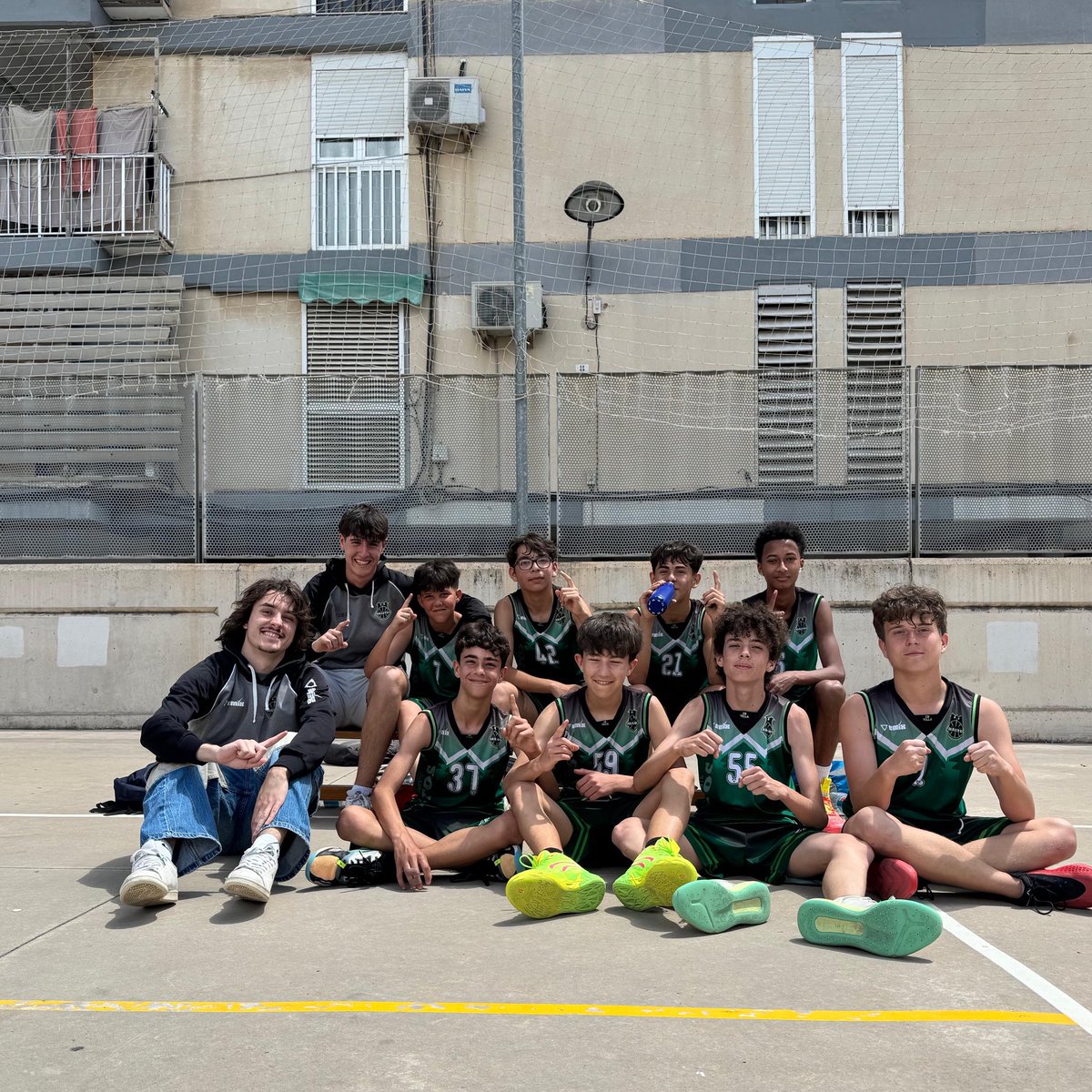 Victoria por la mínima de nuestro Infantil Masc B para cerrar la temporada. Gran trabajo de los chicos. A seguir!