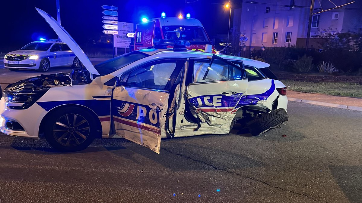 Le Parisien tweet media