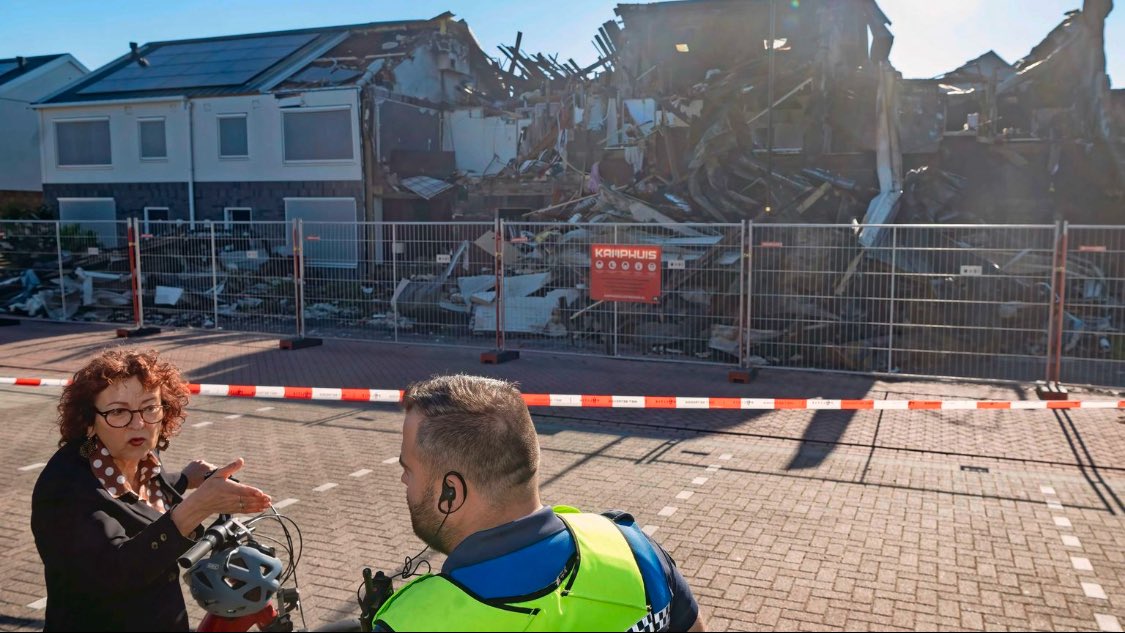 Brand in Didamse Begoniastraat verwoest vier woningen