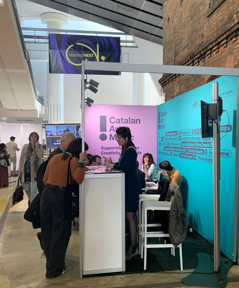 catalanarts's tweet image. 🔥 Busy days at @ClassicalNEXT Berlin!

📍Visit us at the CatalanArts stand 8 - 9 and get in touch with the Catalan companies attending the fair.

🎶The Catalan music delegation at #ClassicalNext sounds like this. Listen to the playlist!

🎧icec.cat/CA_P_Classical…