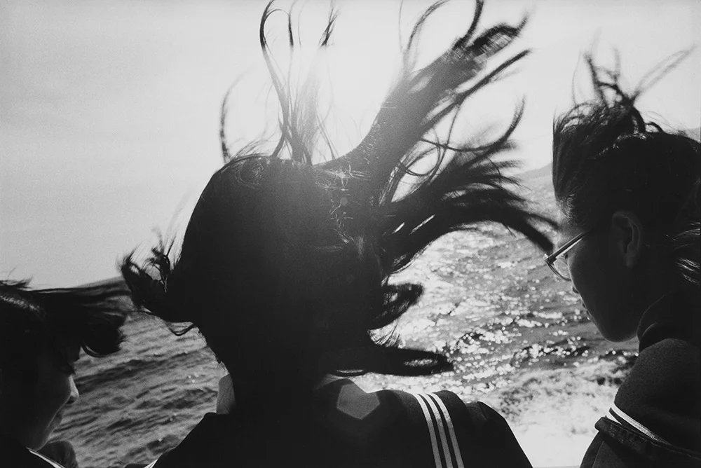 📷 Des de Casa Àsia presentem "Ravens" de Masahisa Fukase al Festival <a href="/Revela_T/">Revela'T</a>!

🗾 Considerat un dels grans mestres de la fotografia japonesa contemporània, Fukase ha exposat en institucions com el #MoMA o el Getty Museum.

🎞️ "Ravens" 烏 (1975–1986), la seva sèrie més