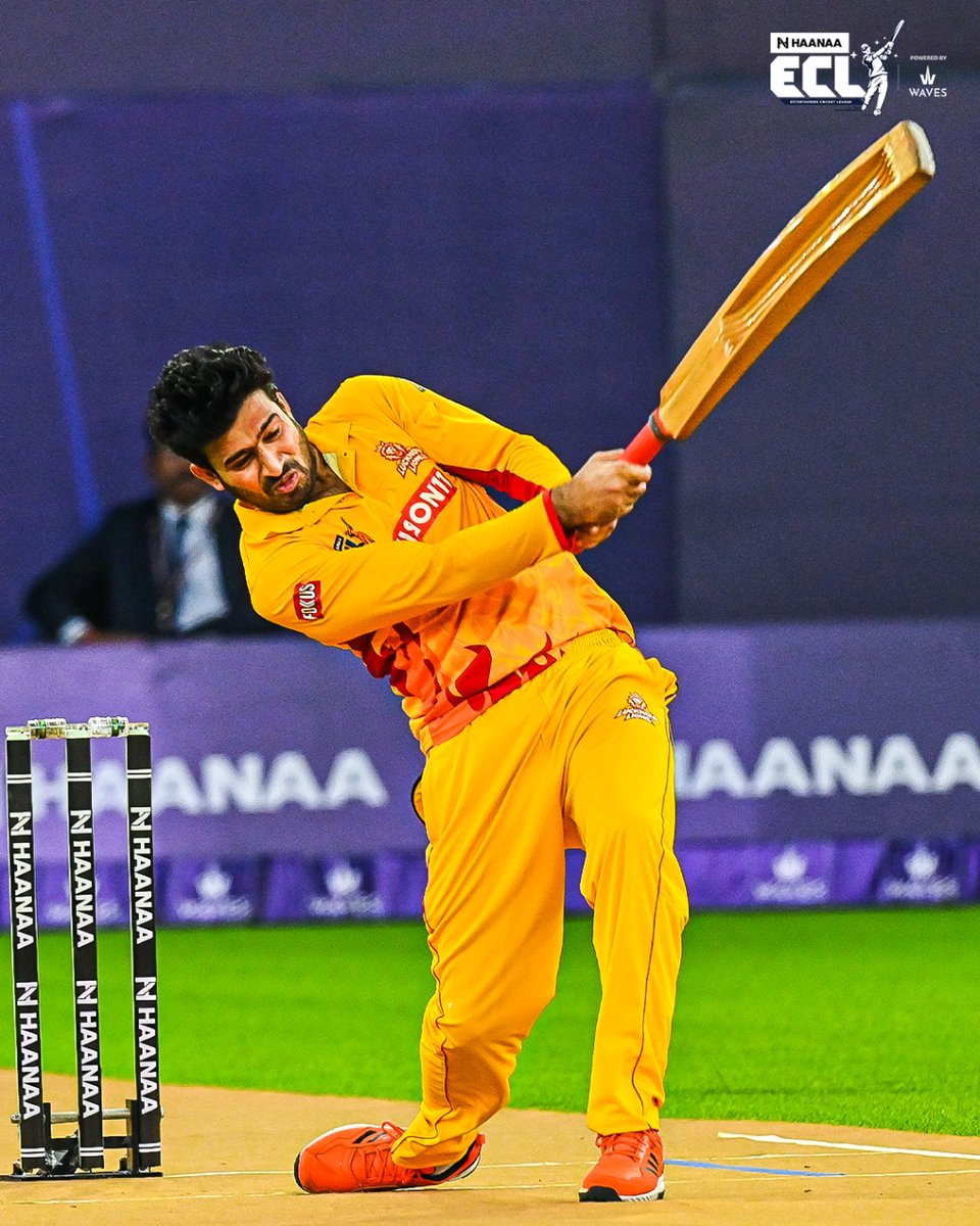 eclt10league's tweet photo. Shot: 10/10 😍
Photo: 10/10 😍
Ankle: Mujhe kyu toda 😰
#Cricket #Round2Hell #ECLT10 https://t.co/CiH3vo97w7