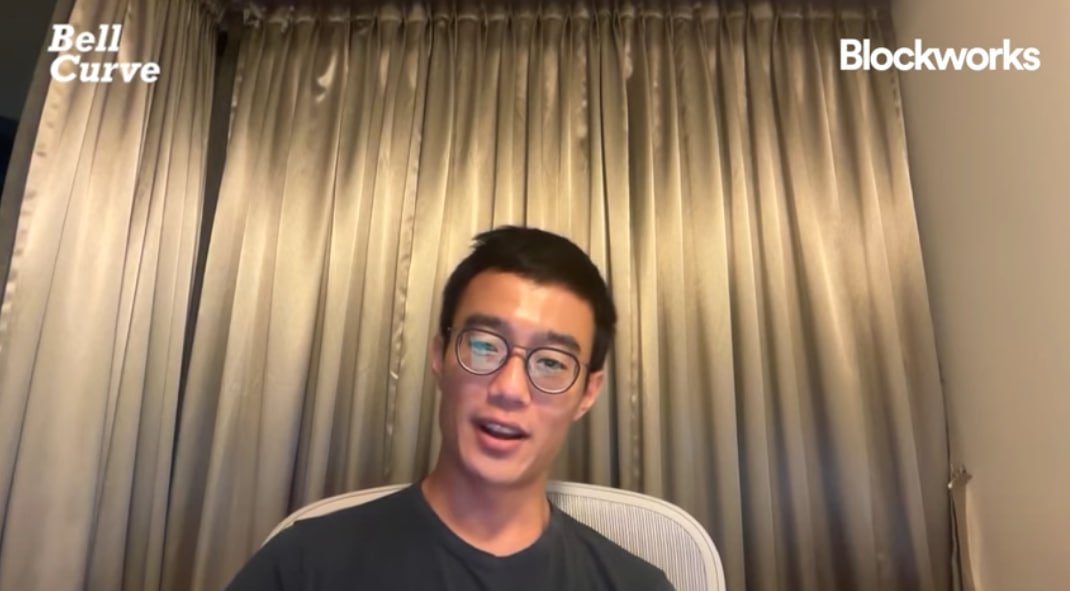 Hyperliquid’s Bold Vision for DeFi

1. DeFi의 미래와 Hyperliquid의 비전

Hyperliquid 팀은 글로벌 금융 시스템이 사용자 소유의 탈중앙화 플랫폼 위에 구축될 것이라 믿고, 고성능 금융 인프라를 개발

FTX 붕괴가 큰 계기가 됐으며 투명성과 사용자 중심의 DeFi 플랫폼 필요성 느낌

2.