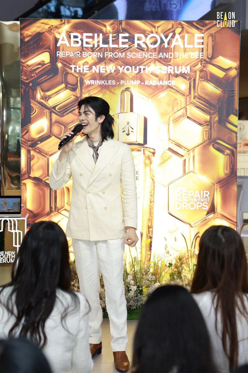 ภาพบรรยากาศ มาย ภาคภูมิ Friend of Guerlain ร่วมงาน Guerlain Abeille Royale X Terracotta ✨📸

#GuerlainAbeilleRoyaleXMile