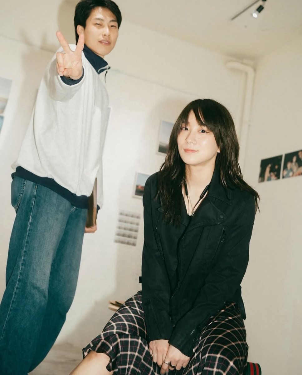 sky7157241027's tweet photo. なんだこのなんとも言えない可愛い顔は！ロングの伊澤さんも最高 #伊澤彩織 https://t.co/paB9so1qrW