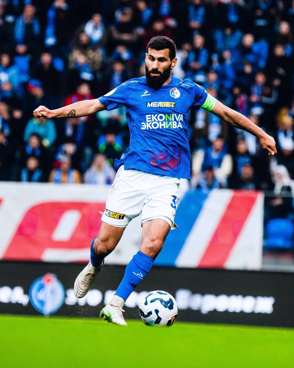 Капитан команды — болельщикам👇

✍️ Результаты никого не устраивают. Ни болельщиков, ни руководство, ни команду. Мы принимаем ответственность за спортивный результат, ведь именно мы выходим на поле. И сейчас нам важно отыграть два последних тура… t2p.pw/gu5vJRNRNg