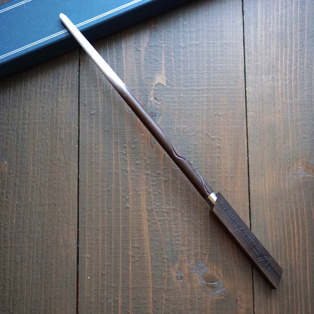 【新品】流線型が美しい木製杖　持ち手：縞黒檀製 新品】流線型が美しい木製杖 持ち手：縞黒檀製 【公式通販】