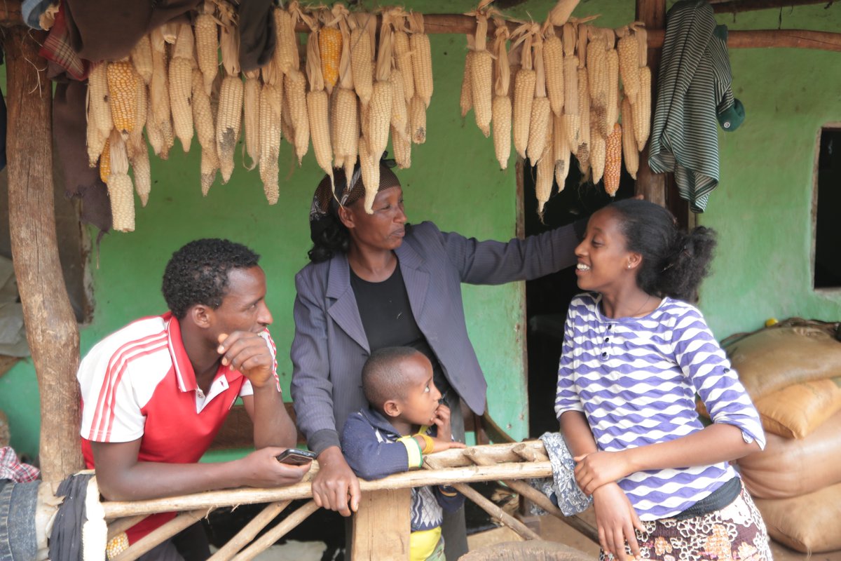 YoungLivesEthiopia (@youngliveseth) on Twitter photo 📅 International Day of Families 2025
New Young Lives data reveals how early-life inequalities, gender gaps, & poor job quality are shaping the work & family lives of #Ethiopia’s youth.
📘 loom.ly/WILnY2o
#DayOfFamilies #FamilyPolicy
<a href="/FCDOGovUK/">Foreign, Commonwealth & Development Office</a> <a href="/yloxford/">Young Lives</a> <a href="/Mowsaofficial/">Ministry of Women and Social Affairs</a> 📅 International Day of Families 2025
New Young Lives data reveals how early-life inequalities, gender gaps, & poor job quality are shaping the work & family lives of #Ethiopia’s youth.
📘 loom.ly/WILnY2o
#DayOfFamilies #FamilyPolicy
<a href="/FCDOGovUK/">Foreign, Commonwealth & Development Office</a> <a href="/yloxford/">Young Lives</a> <a href="/Mowsaofficial/">Ministry of Women and Social Affairs</a>