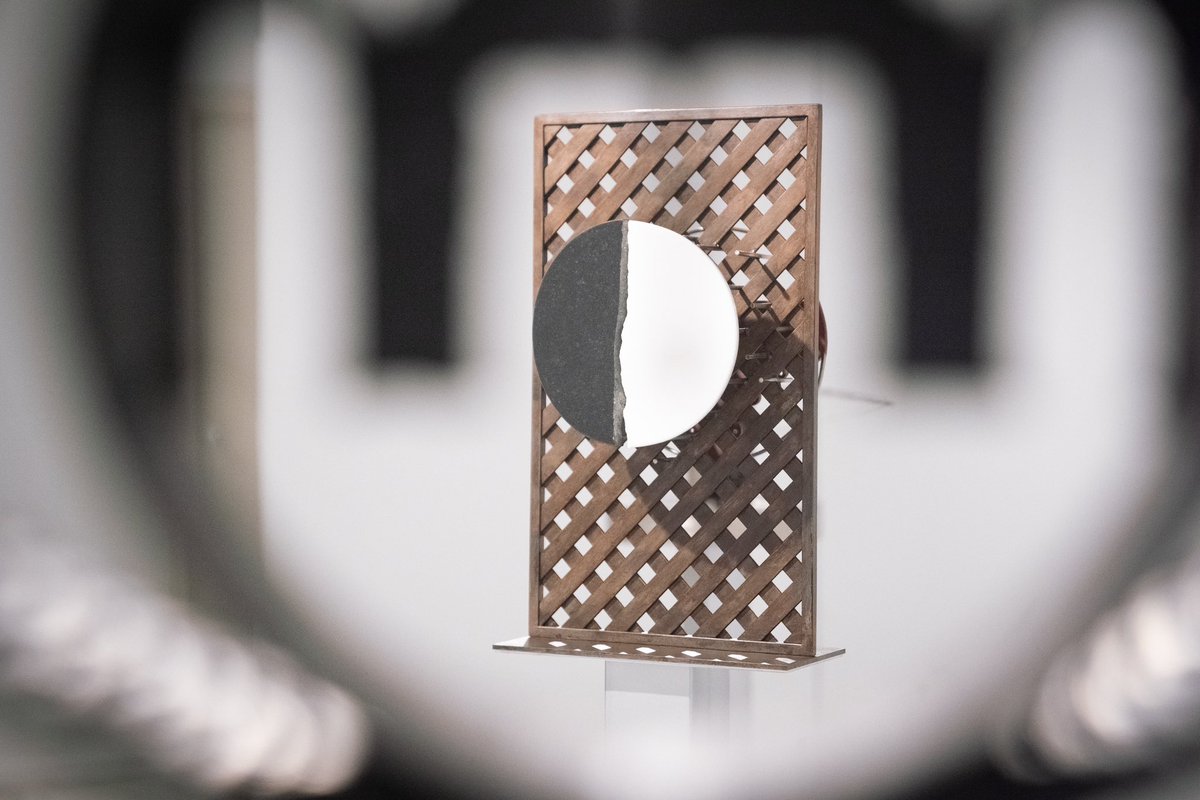 En el <a href="/ArchivoMalaga/">Archivo Municipal de Málaga</a> puedes visitar la exposición ‘Narrativa esculpida. Suso de Marcos’ con obras inéditas del artista inspiradas en novelas de autores españoles. En total, se exhiben 16 esculturas de mediano tamaño realizadas para la <a href="/FLMalaga/">Feria del Libro de Málaga</a> 👉 malaga.eu/el-ayuntamient…