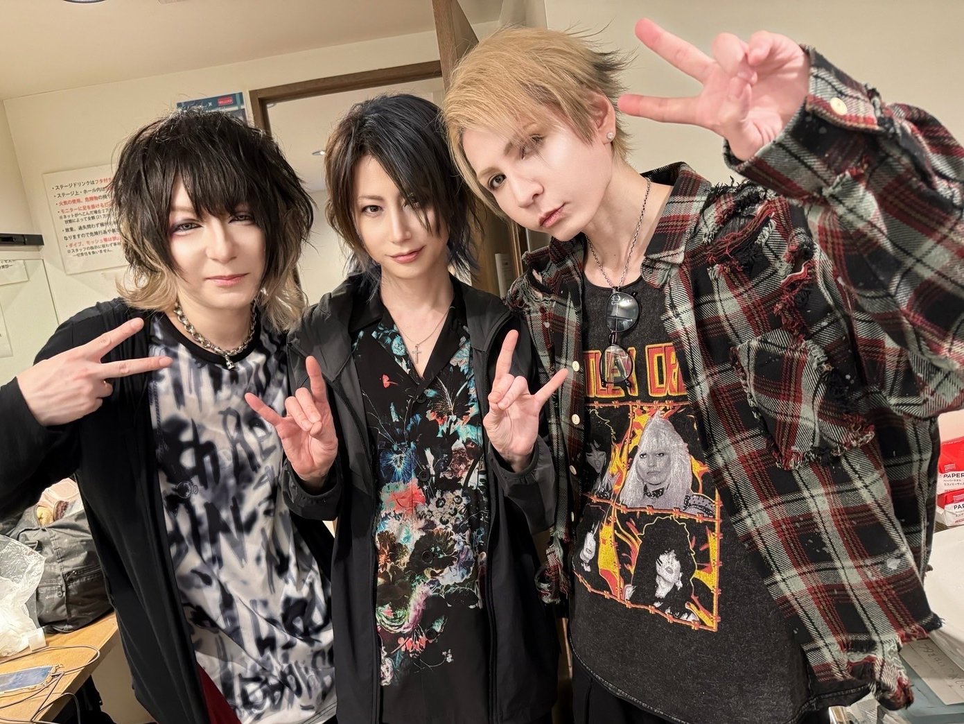 YU+KI (@Y_U_K_I_ROCK) / X