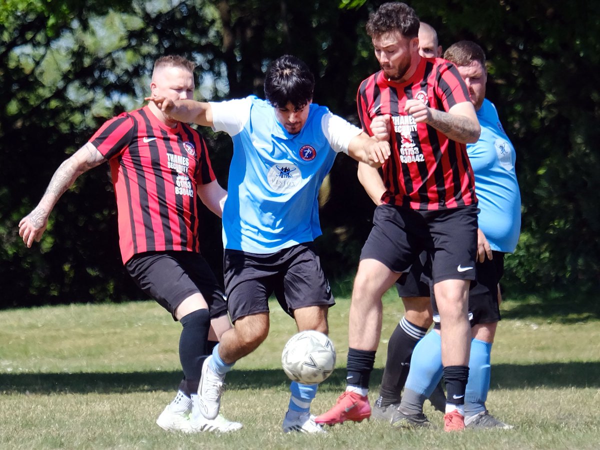 Andrew B (@andrewbatt5) on Twitter photo My photos from Saturdayโs <a href="/EastBerkshireFL/">East Berkshire Football League</a> match between <a href="/FCB_Saturday/">FC Bracknell Mens Saturday EBFL</a> and <a href="/OldWindsorFC/">Old Windsor FC</a> Reserves are online now at: flickr.com/photos/contentโฆ. <a href="/WokinghamSport/">Sport.Today</a> <a href="/fiberkshire/">Football in Berkshire</a> <a href="/NonLeagueHQ1/">NonLeagueHQ</a> <a href="/NonLeagueCrowd/">Non League Crowds</a> <a href="/NonLeaguePaper/">The Non-League Paper</a> My photos from Saturdayโs <a href="/EastBerkshireFL/">East Berkshire Football League</a> match between <a href="/FCB_Saturday/">FC Bracknell Mens Saturday EBFL</a> and <a href="/OldWindsorFC/">Old Windsor FC</a> Reserves are online now at: flickr.com/photos/contentโฆ. <a href="/WokinghamSport/">Sport.Today</a> <a href="/fiberkshire/">Football in Berkshire</a> <a href="/NonLeagueHQ1/">NonLeagueHQ</a> <a href="/NonLeagueCrowd/">Non League Crowds</a> <a href="/NonLeaguePaper/">The Non-League Paper</a>