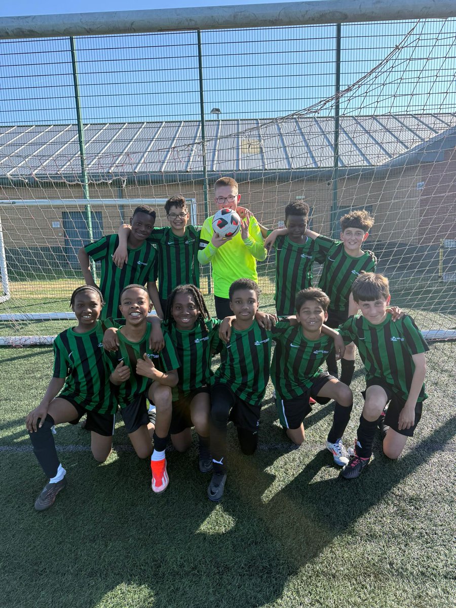 Brook Mead PE (@brookmeadpedept) on Twitter photo Another excellent evening of develop Football for our scholars, this time for our year 7βs who represented the school fantastically, well done boys! β½οΈ<a href="/BrookMeadAcad/">Brook Mead Academy</a> Another excellent evening of develop Football for our scholars, this time for our year 7βs who represented the school fantastically, well done boys! β½οΈ<a href="/BrookMeadAcad/">Brook Mead Academy</a>
