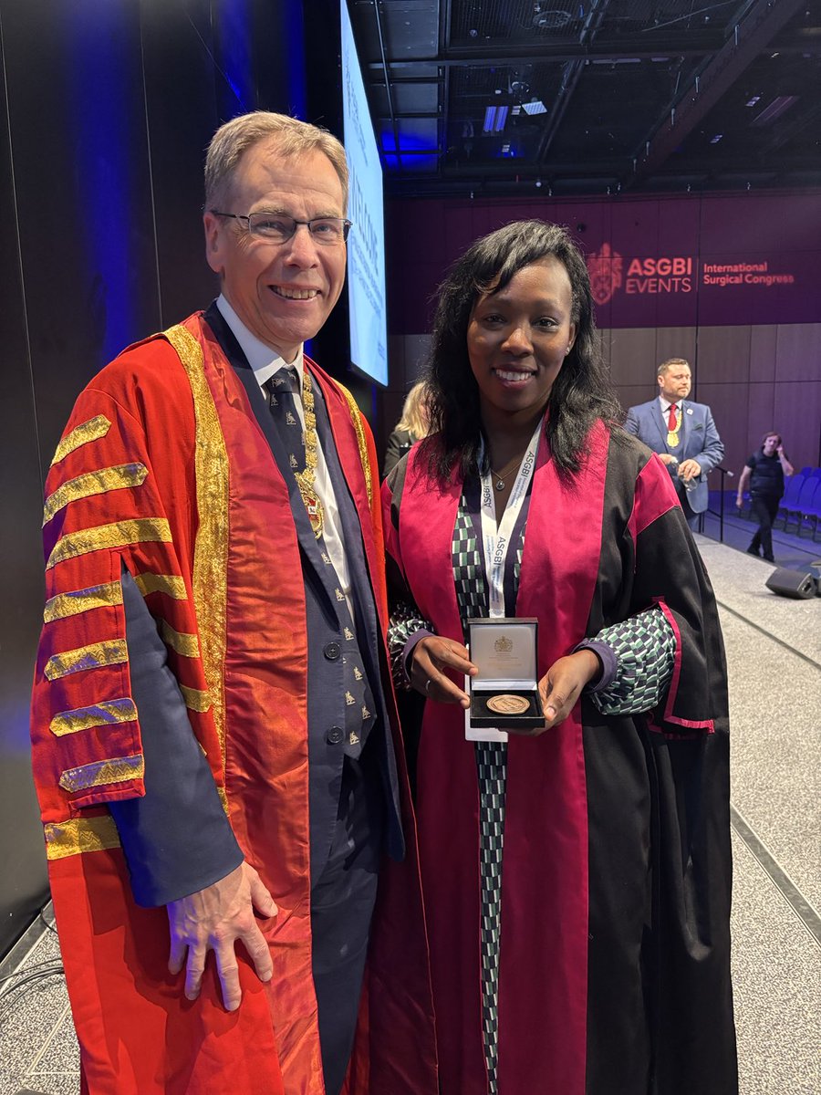 Tim Mitchell (@tmitchellfrcs) on Twitter photo Congratulations to Sala Abdalla on a truly inspirational Moynihan Lecture <a href="/asgbi/">ASGBI</a> <a href="/RCSnews/">The Royal College of Surgeons of England</a> <a href="/SurgeryHPB/">Christian Macutkiewicz 🏳️🌈 (he/him)</a> Congratulations to Sala Abdalla on a truly inspirational Moynihan Lecture <a href="/asgbi/">ASGBI</a> <a href="/RCSnews/">The Royal College of Surgeons of England</a> <a href="/SurgeryHPB/">Christian Macutkiewicz 🏳️🌈 (he/him)</a>